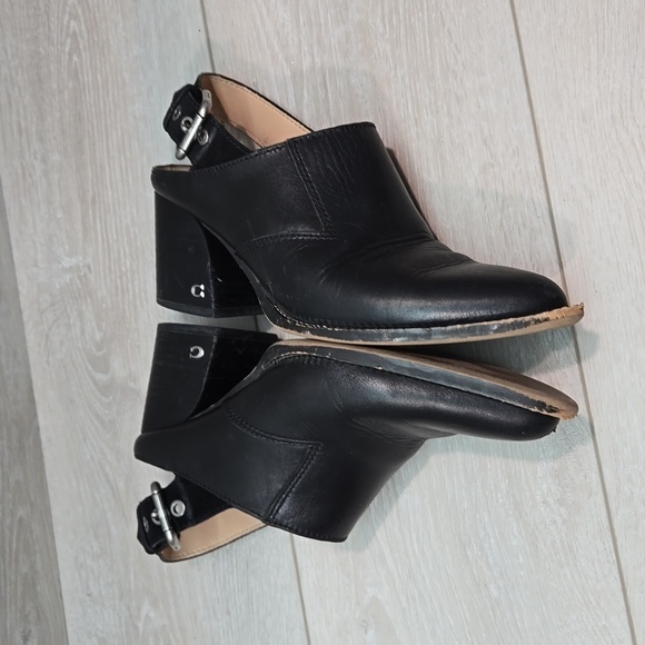 Coach Women Ankle Leather Heels Boots shoes sz 7B - Picture 11 of 15